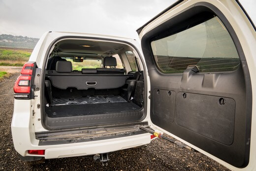 טויוטה לנד קרוזר טויוטה לנד קרוזר